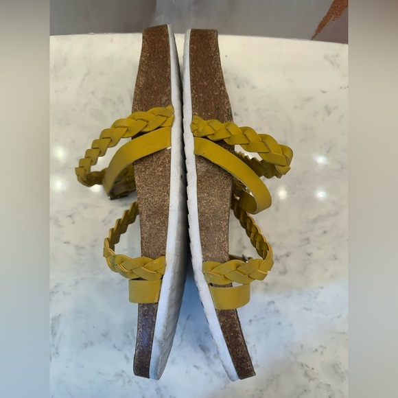 Indigo Rd Mustard Yellow Braided Strappy Sandal Womens 9.5 M - Picture 4 of 7